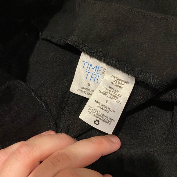 Time and Tru pants - Picture 3 of 3